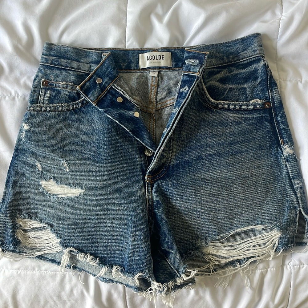 AGOLDE dark wash dee short